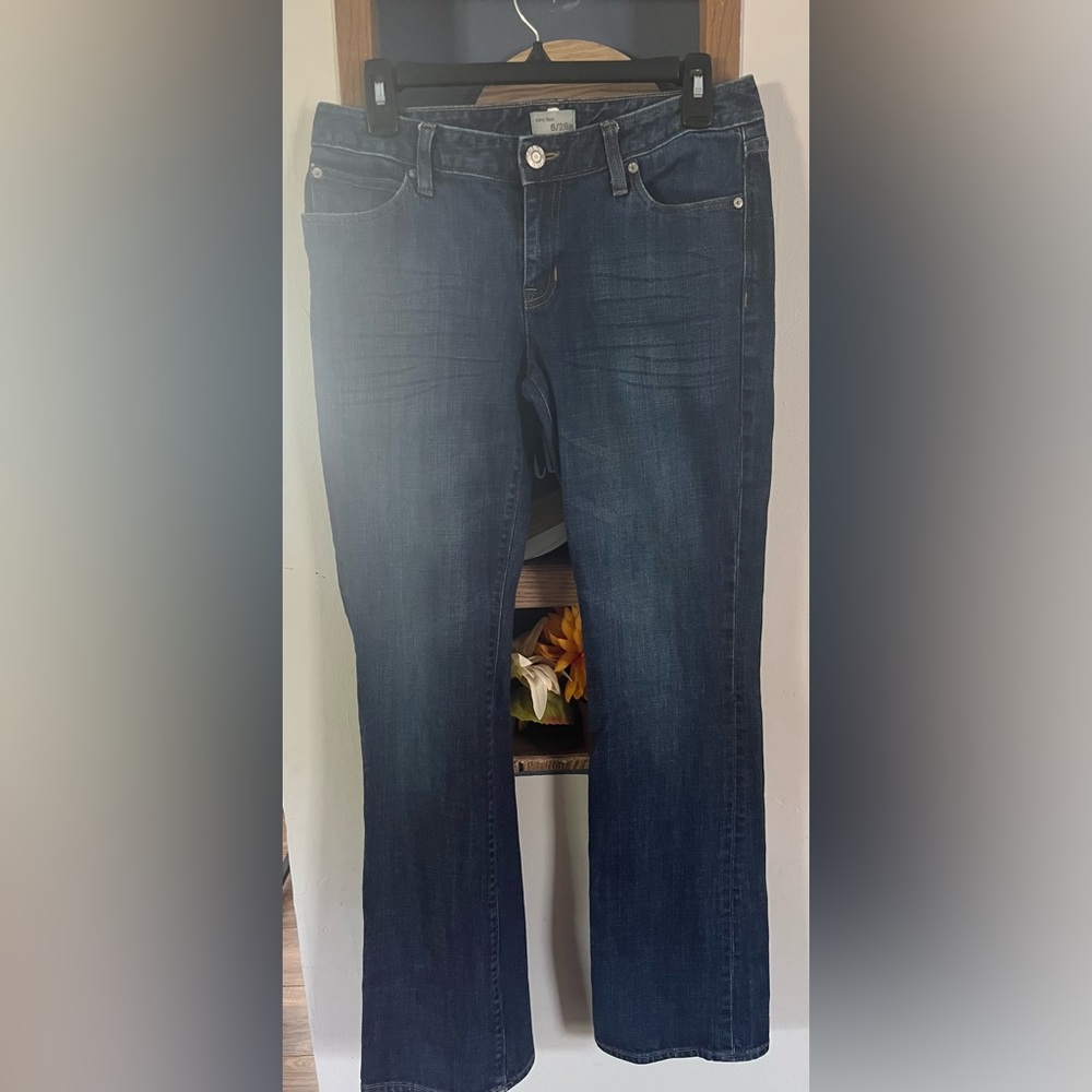 GAP jeans size 6/28R